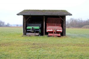 Carport Unterstellplatz Sachverständiger und Gutachter für Immobilien Bernd A. Binder