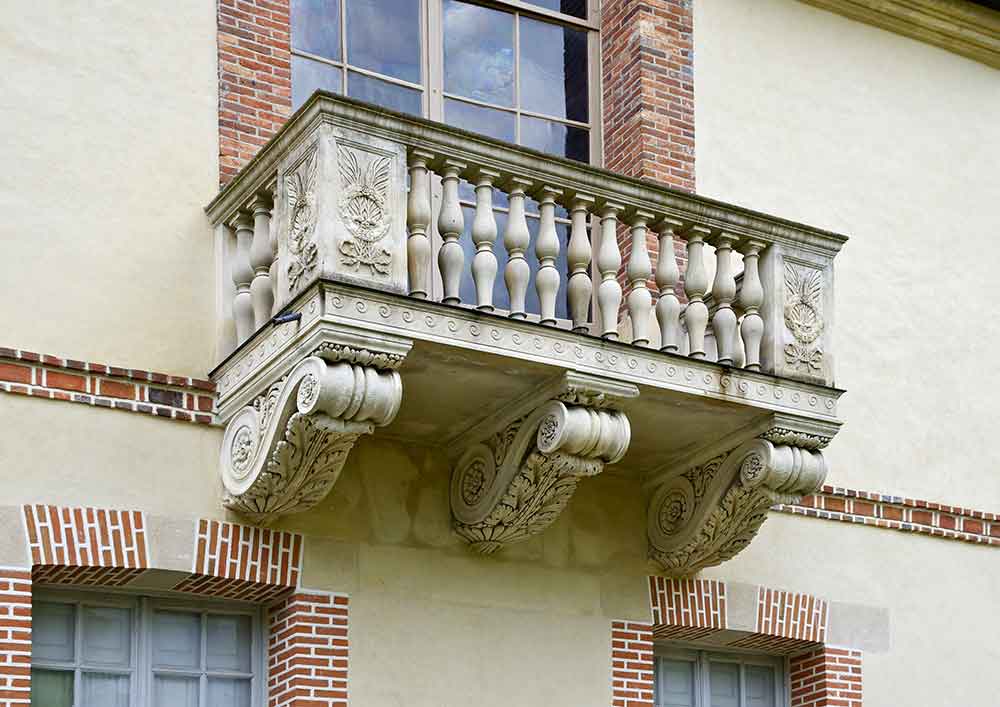 Balkon Balkonbrüstung Sachverständiger und Gutachter für Immobilien Bernd A. Binder